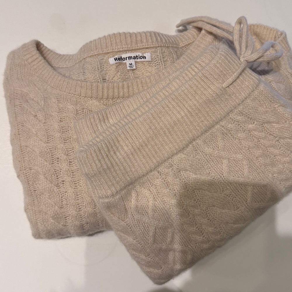 Reformation Alfio Cashmere Cable Short Set